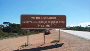 90 Mile Straight - Australia's longest straight road