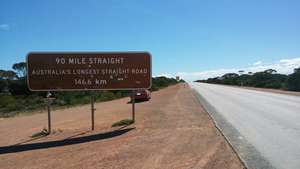 90 Mile Straight - Australia's Longest Straight Road
